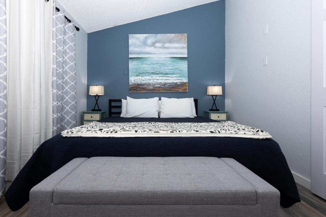 F Lakefront! Remodeled, Sleeps 4, Boat Slip, Patio, Wifi, Cable, Pool Osage Beach Εξωτερικό φωτογραφία