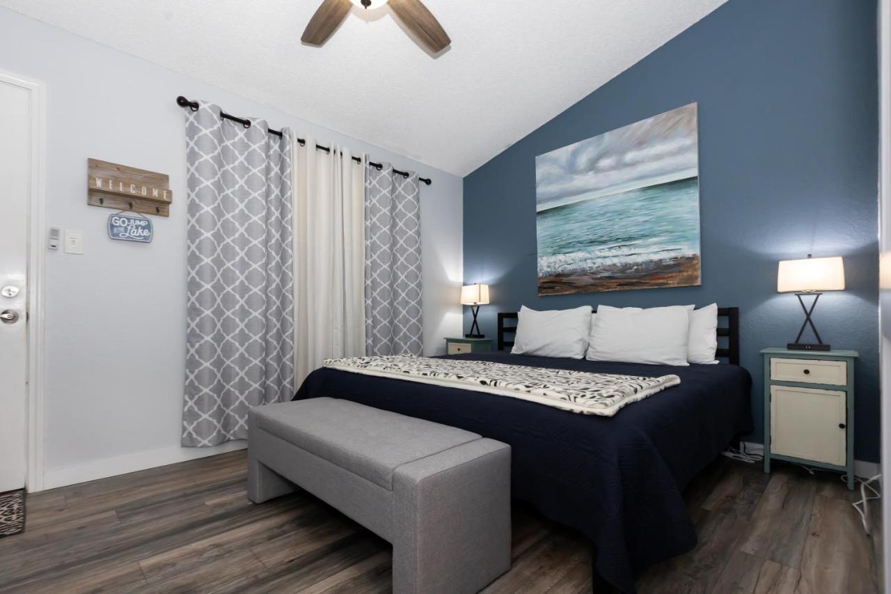 F Lakefront! Remodeled, Sleeps 4, Boat Slip, Patio, Wifi, Cable, Pool Osage Beach Εξωτερικό φωτογραφία